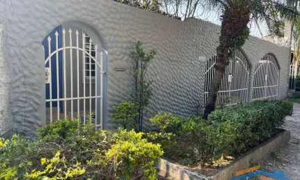 Casa com 5 quartos à venda na Avenida Antônio de Souza Noschese, Parque Continental, São Paulo