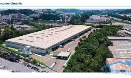 GALPÃO 2600m² Pé Direito 12m Piso 6T/m² p/ Locação em condominio Barueri/SP