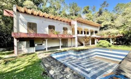 Jd Colibri (casa de rua) - p/ REFORMA ou DEMOLIR / INVESTIMENTO!