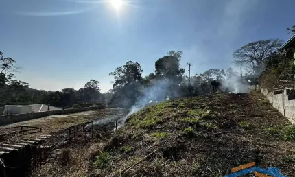 Lote 927,92 m² - Bolsão FECHADO no Miolo da Granja Viana! Vista ESPETACULAR