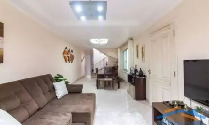 Casa com 3 Quartos e 4 banheiros à Venda, 165 m² - Vila Yara.