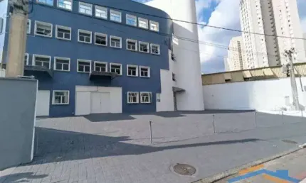 Galpão 1.586m² c/ 30 Vagas para Locação - Várzea da Barra Funda/SP