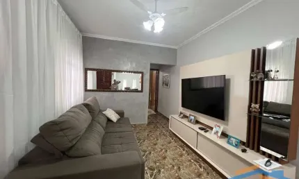Sobrado 200m² c/ 4 Dorm 2 Suítes 1 Vaga para Venda - Jardim Marisa/SP