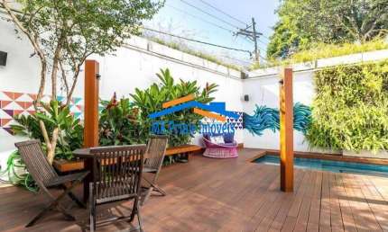 Luxuosa Residência com 4 Suítes no Condomínio Villa Fiume Rosso - São Paulo
