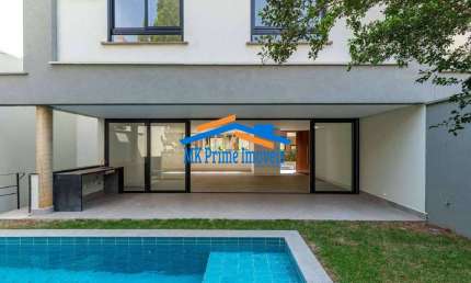 Casa no Condomínio Venezia com Sofisticação no Alto da Boa Vista/SP.