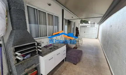 Casa Térrea com 2 Dormitórios – Recém Reformada e Pronta para Financiar.