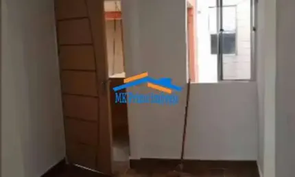 Apartamento Reformado com 2 Dormitórios e 1 Vaga de Garagem.