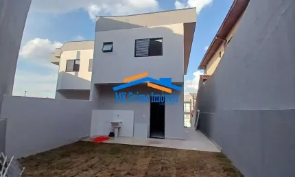 Sobrado Novo em Condomínio 80m² com 2 Suítes em Cotia.