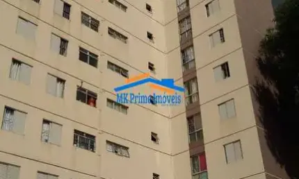 Excelente apto com 3 dormitórios, sala 2 ambientes e 1 vaga de garagem.