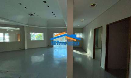 Loja Comercial de 120m² / 1 Sala para Locação - Cotia/SP