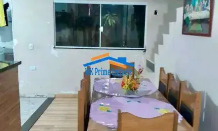Sobrado de 180m² c/ 3 Dorm e 1 Suíte para Venda - Veloso/SP