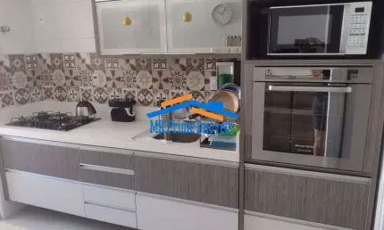 Apartamento de 91m² com 3 Dormitórios, Suíte e 2 Vagas de Garagem.
