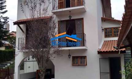 Casa de Condomínio com 5 Quartos e 4 banheiros à Venda, 380 m² - Granja Via
