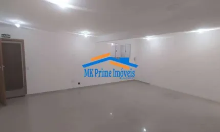 Sala Comercial de 52m² com 2 Banheiros e Cozinha - Ideal para Escritório.
