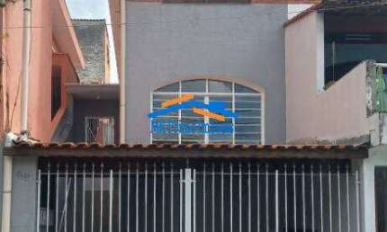 Sobrado com 3 Dormitórios sendo 1 Suíte - Bela Vista