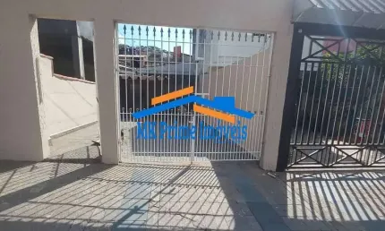 Casa ao Lado do shopping Carapicuíba, 125M², vaga para 5 carros
