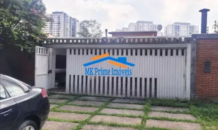 Casa térrea com 4 dorm. sendo 1 suíte - piscina - continental