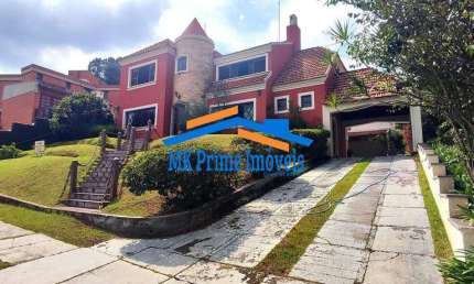 Casa Estilo Castelinho Normando no Coração de Alphaville – Residencial 1