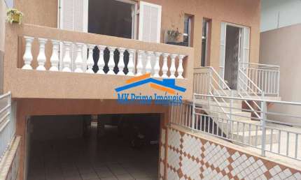 VENDE Sobrado com 334m² A.C, 03 Quartos, 02 Suítes. PIRITUBA/SP