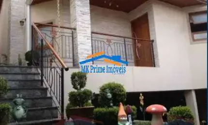 Sobrado à Venda, 270 m² com 4 Quartos e 6 Banheiros City Bussocaba Osasco