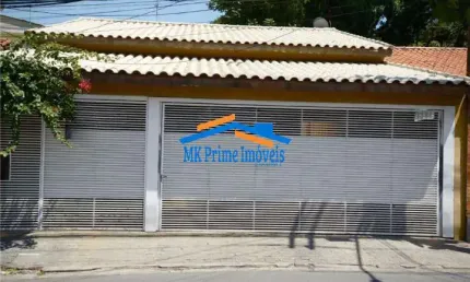 Casa Térrea à Venda - 4 Dormitórios (2 Suítes) - Centro de Osasco/SP