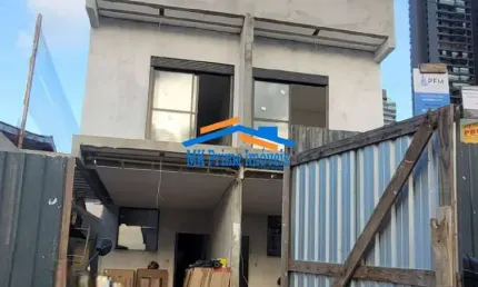 Sobrado Novo com 3 dormitórios, 3 suítes à Venda, 200 m² - Vl Yara - Osasco