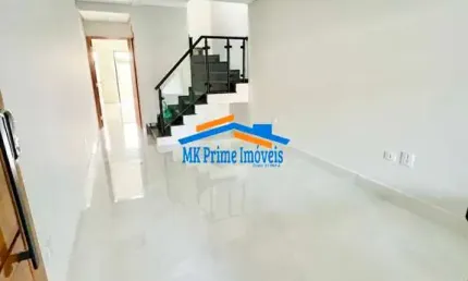 Sobrado de 145m² - 03 Suítes 02 Vagas para Venda - Parque Maria Domitila/SP