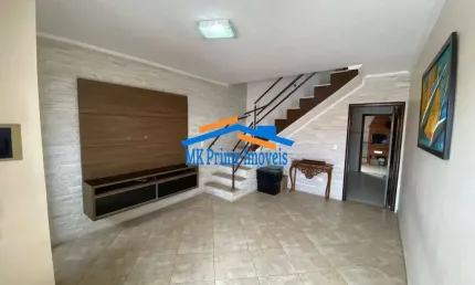Linda Casa em Condomínio Alto de Quitaúna 02 Suítes - Osasco.