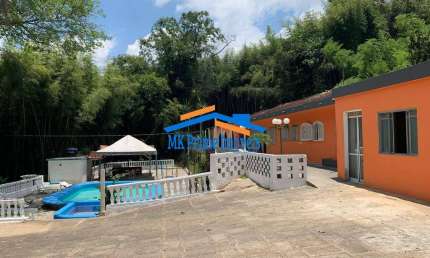 Casa à Venda em Cotia – Aceita Permuta até 50% em Imóveis!