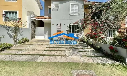 Casa em Condomínio - 2 suítes (facilmente reversível para 3d/1ste), SPA