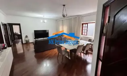 Casa térrea - 3 dormitórios sendo 2 suítes - 5 vagas