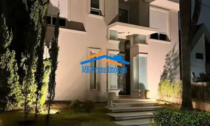 Casa de condomínio com 4 quartos e 6 banheiros à venda, 570 m² alphaville
