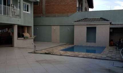 Sobrado c/ 4 Dormitórios, Piscina e Salão de Festa - City Bussocaba/Osasco.