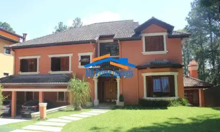 Casa à venda em Condomínio de Alto Padrão Aldeia Serra