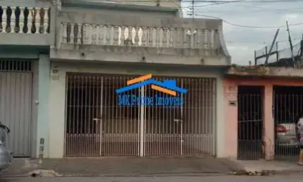 Sobrado com 4 Dormitórios e Grande Potencial Comercia - Jaguaribe.