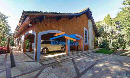 Casa condomínio fechado com 4.400m² com 4 dorm. sendo 2 suítes na Granja!