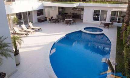 Linda Residência com 800 m², 5 suítes - Lorian Boulevard - Osasco.