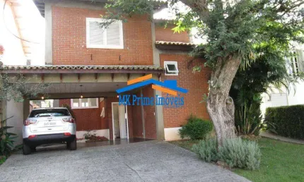 Imóvel Espetacular c/ 4 Dormitórios e piscina - Residencial 11 - Alphaville
