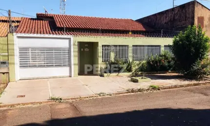 Casa com 3 quartos à venda na Rua Elmano Soares, Vila Nasser, Campo Grande