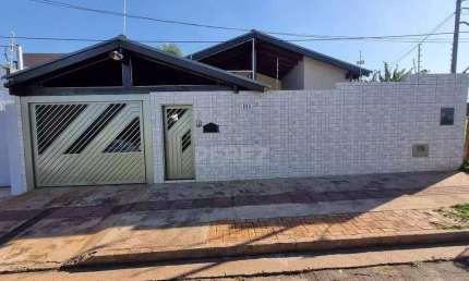 Casa com 3 quartos à venda na Rua do Cruzeiro, Vila Carlota, Campo Grande