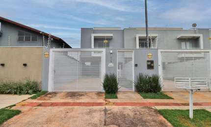 Casa com 3 quartos para alugar na Rua João Maluf, Jardim Paulista, Campo Grande