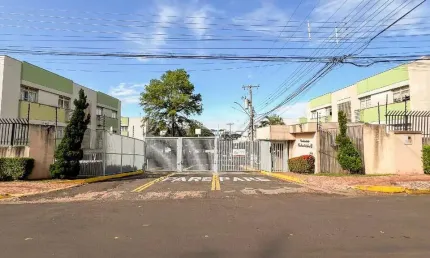 Apartamento com 3 quartos para alugar na Rua Quinze de Novembro, Jardim dos Estados, Campo Grande