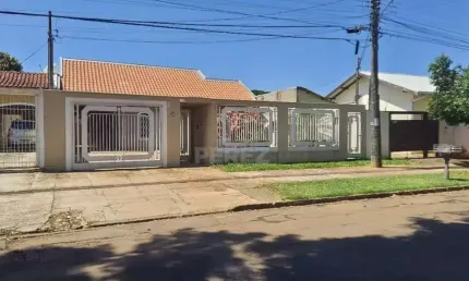 Casa com 4 quartos à venda na Rua da Pátria, Vila Taveirópolis, Campo Grande