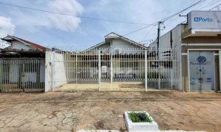 Casa com 2 quartos à venda na Avenida Fábio Zahran, Vila Carvalho, Campo Grande