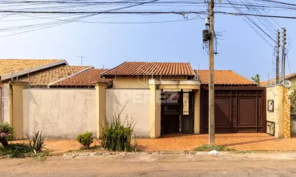 Casa com 4 quartos à venda na Rua da Nogueira, Tiradentes, Campo Grande