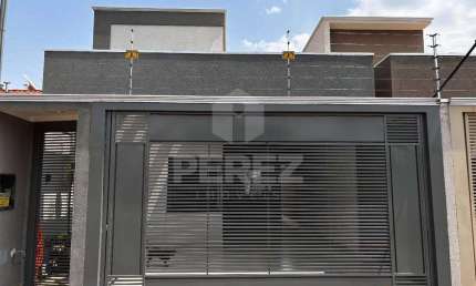 Casa com 3 quartos à venda na Rua da Pátria, Vila Taveirópolis, Campo Grande