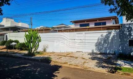 Casa com 6 quartos à venda na Rua José Pereira, Jardim Bela Vista, Campo Grande