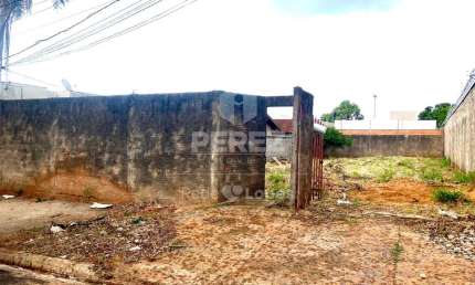 Terreno à venda na Rua Anita Garibaldi, Monte Castelo, Campo Grande