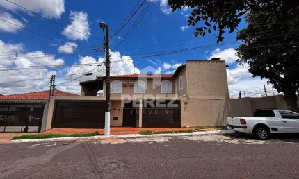 Casa com 5 quartos à venda na Rua Robert Spengler, Jardim São Bento, Campo Grande