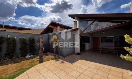 Casa com 3 quartos à venda na Rua Ana Basília, Parque Residencial Rita Vieira, Campo Grande